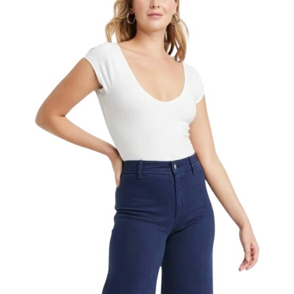 Universal Thread‎ Women's White Scoop Neck Cap Sleeve Bodysuit Size 1X